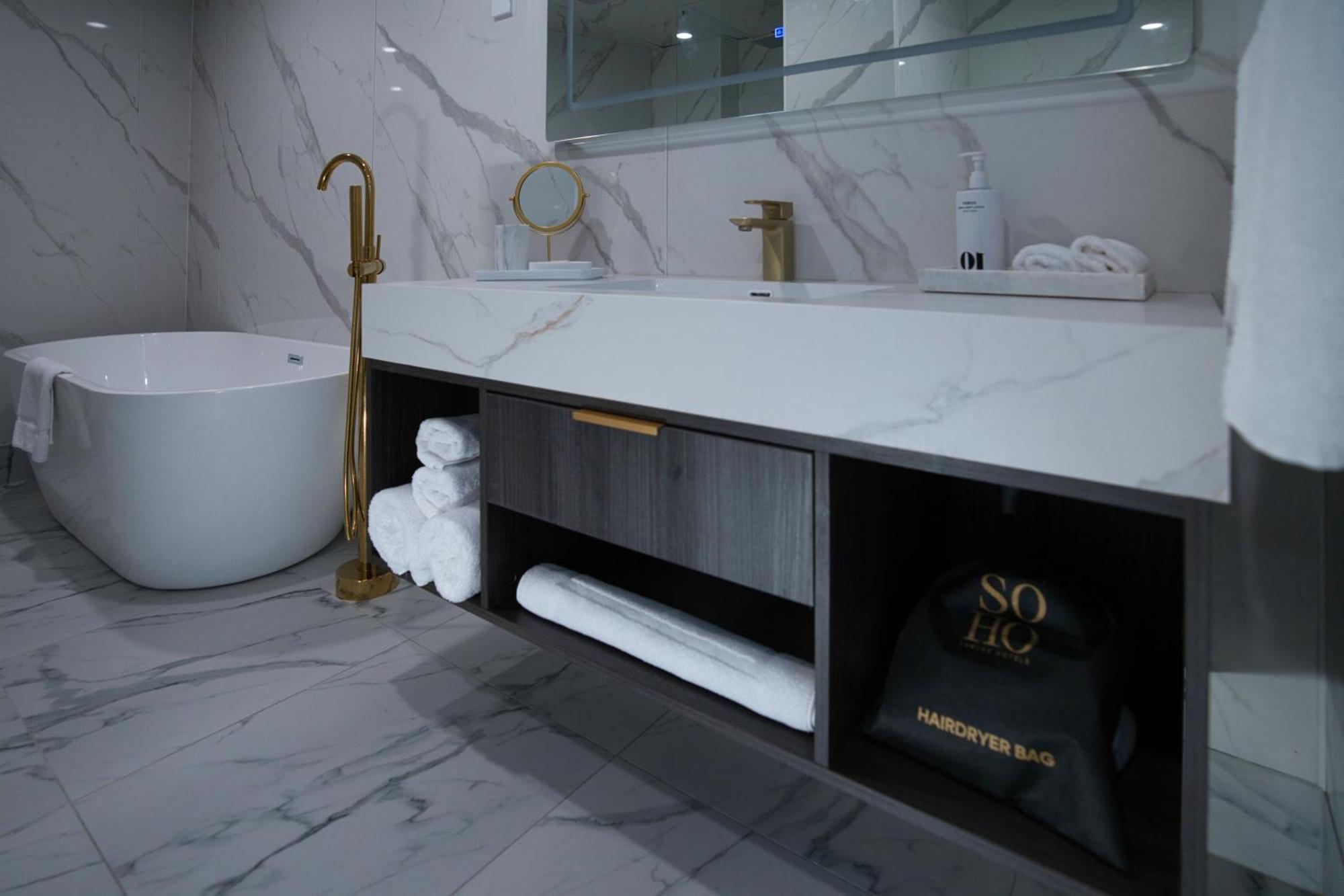 Soho Hotel Оукланд Екстериор снимка