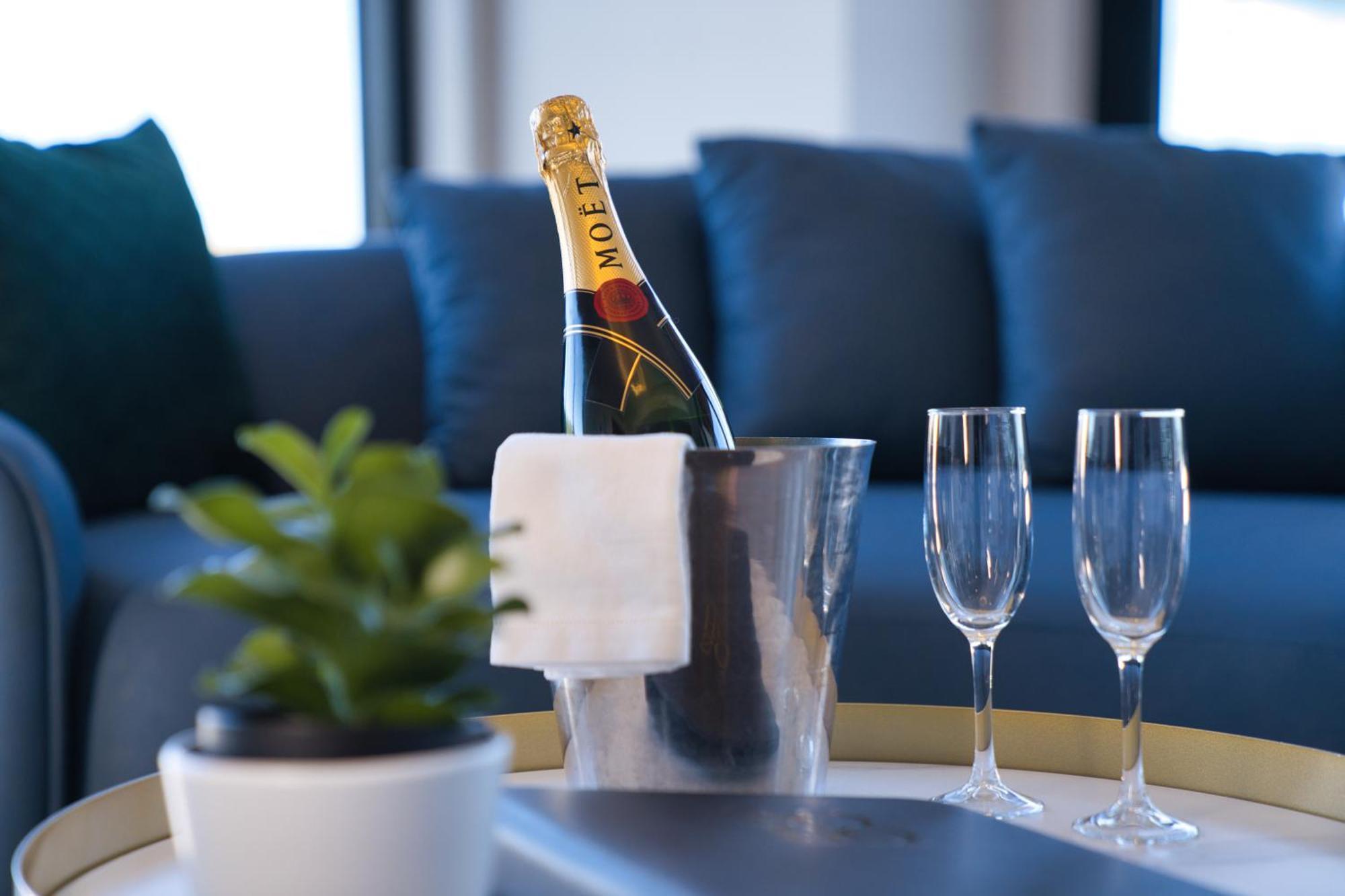 Soho Hotel Оукланд Екстериор снимка